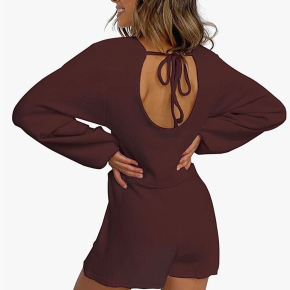 Cute black lounge set with a tie back. Size L but fits like a med. - Picture 1 of 3